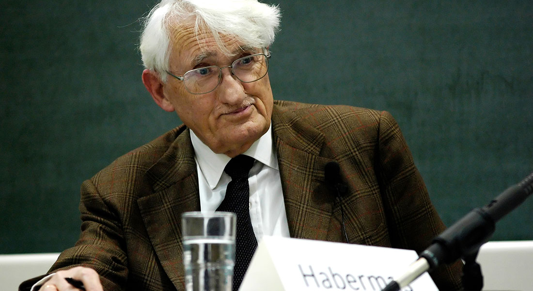 https://upload.wikimedia.org/wikipedia/commons/4/4d/JuergenHabermas.jpg